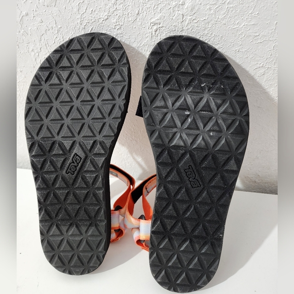 Teva Original Universal Tie Dye Sorbet Red 1124231 Sandals Women's Size 9 - Picture 2 of 5